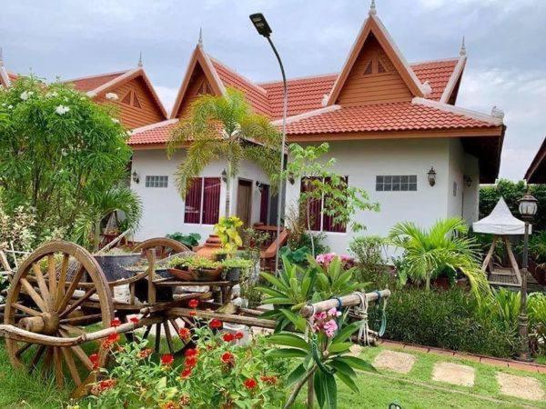 Ravorn Villa Boutique Battambang Buitenkant foto
