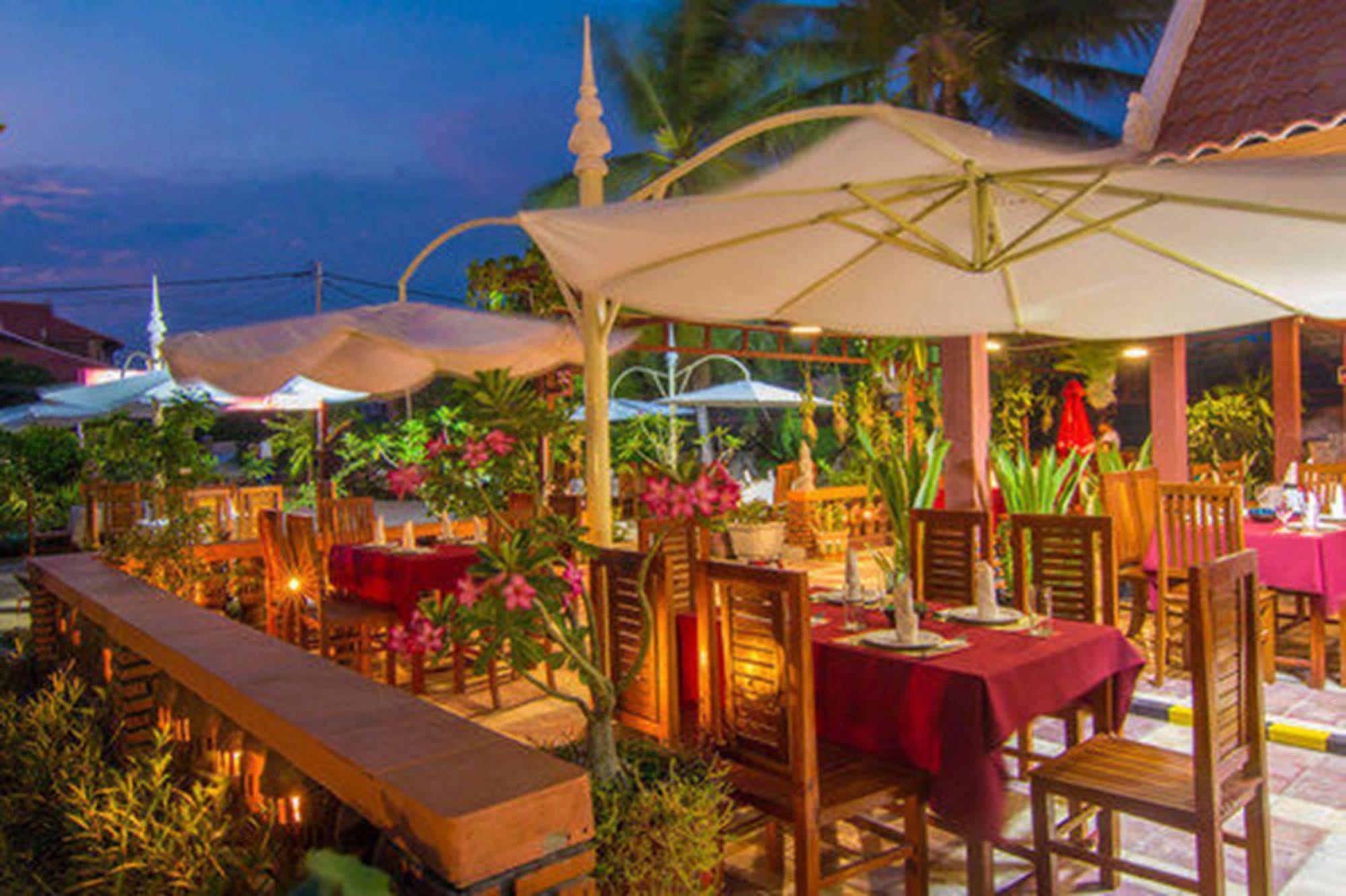 Ravorn Villa Boutique Battambang Buitenkant foto